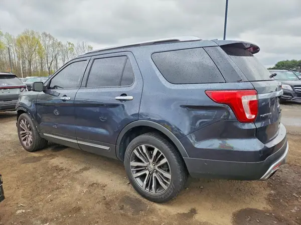 1FM5K8HT2HGA11996 2017 FORD EXPLORER - Image 2