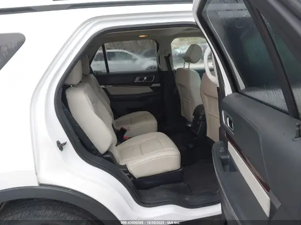 1FM5K8HT2HGA19404 2017 FORD EXPLORER - Image 8