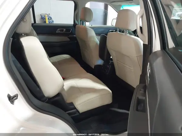 1FM5K8HT2HGA42875 2017 FORD EXPLORER - Image 8