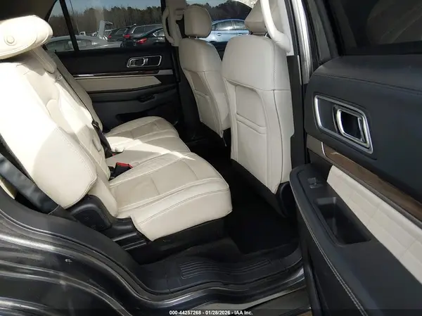1FM5K8HT2HGC03404 2017 FORD EXPLORER - Image 8