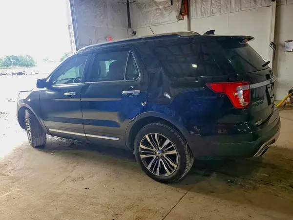 1FM5K8HT2HGC12877 2017 FORD EXPLORER - Image 2