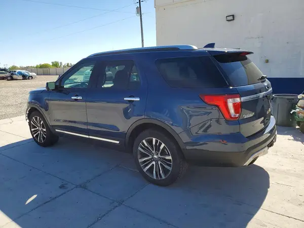 1FM5K8HT2HGD23557 2017 FORD EXPLORER - Image 2