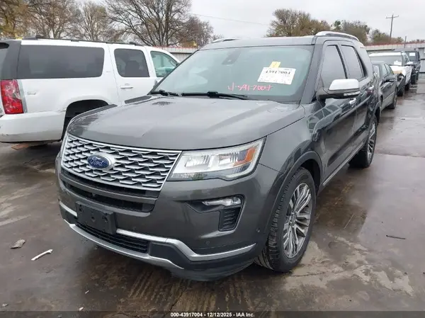 1FM5K8HT2JGA79768 2018 FORD EXPLORER - Image 2