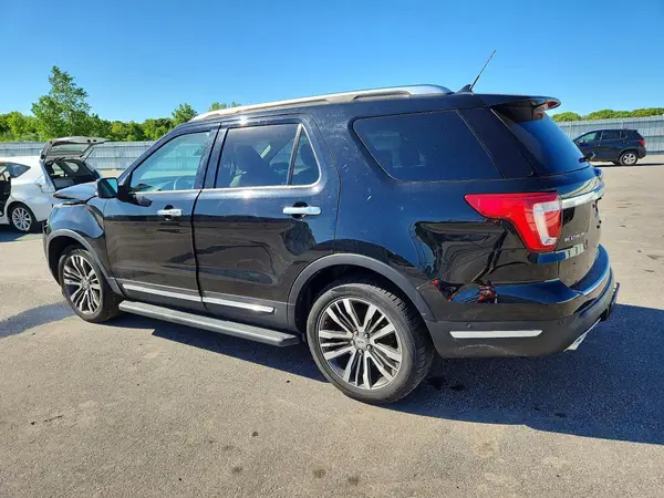 1FM5K8HT2JGC29913 2018 FORD EXPLORER - Image 2