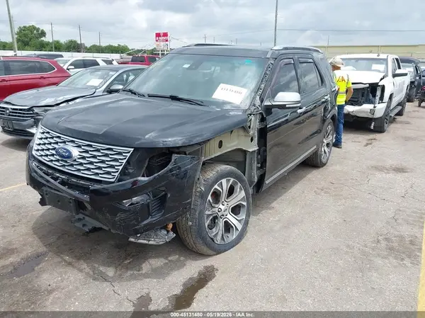 1FM5K8HT2JGC47344 2018 FORD EXPLORER - Image 2
