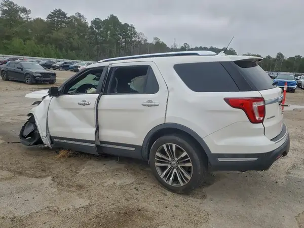 1FM5K8HT2KGA36162 2019 FORD EXPLORER - Image 2