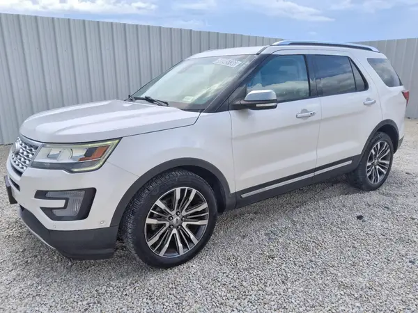 1FM5K8HT3GGB31515 2016 FORD EXPLORER - Image 1
