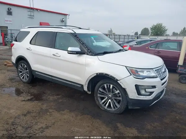 1FM5K8HT3GGC10702 2016 FORD EXPLORER - Image 1