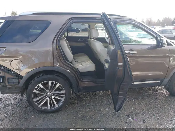 1FM5K8HT3GGC37561 2016 FORD EXPLORER - Image 8
