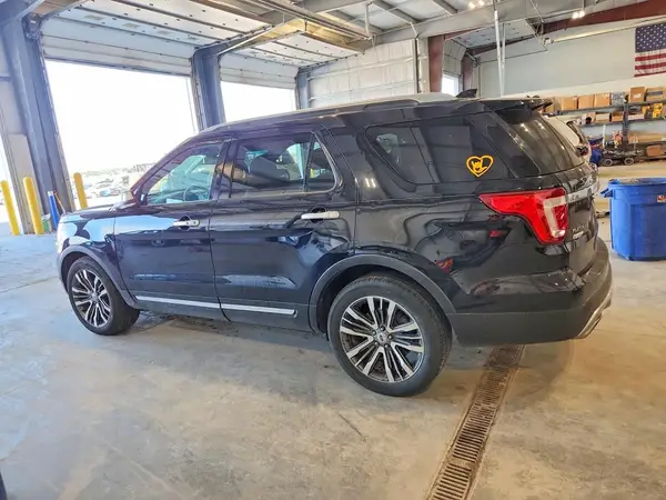 1FM5K8HT3GGC71824 2016 FORD EXPLORER - Image 2
