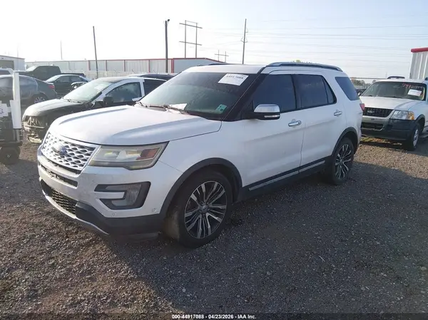 1FM5K8HT3HGA54842 2017 FORD EXPLORER - Image 2