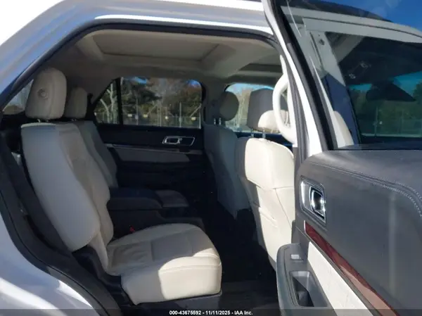 1FM5K8HT3HGB18989 2017 FORD EXPLORER - Image 8
