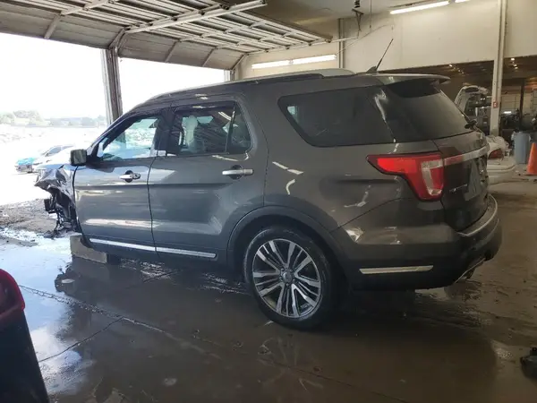 1FM5K8HT3JGA34631 2018 FORD EXPLORER - Image 2