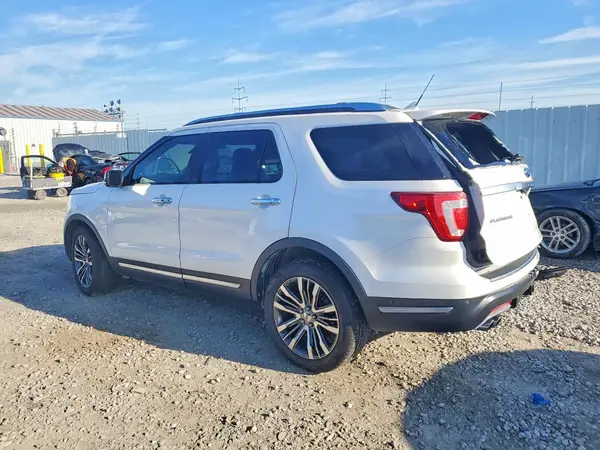 1FM5K8HT3JGB07321 2018 FORD EXPLORER - Image 2