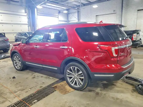 1FM5K8HT3JGB48760 2018 FORD EXPLORER - Image 2
