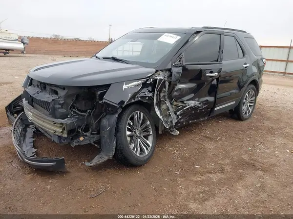 1FM5K8HT3JGC54125 2018 FORD EXPLORER - Image 2