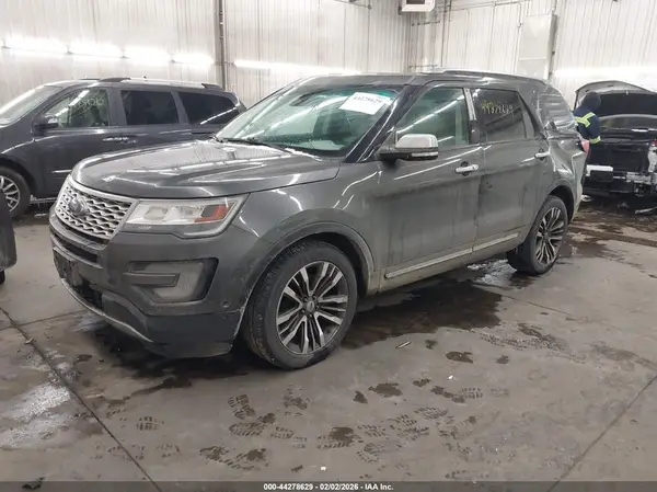 1FM5K8HT4GGB25853 2016 FORD EXPLORER - Image 2
