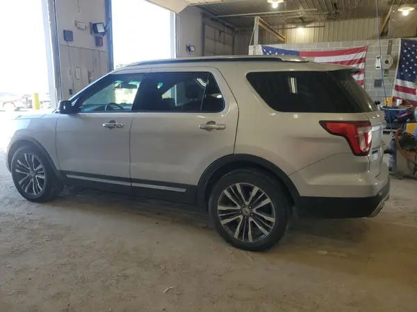 1FM5K8HT4GGC71606 2016 FORD EXPLORER - Image 2