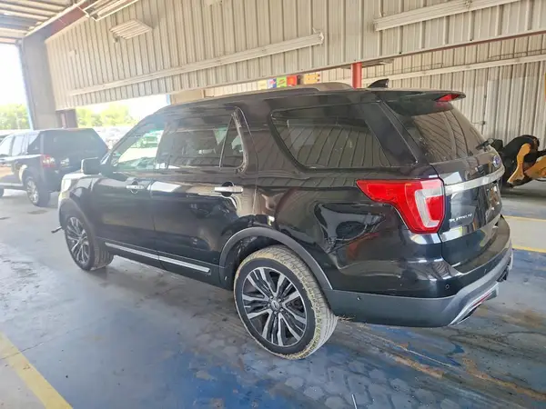 1FM5K8HT5HGA02483 2017 FORD EXPLORER - Image 2