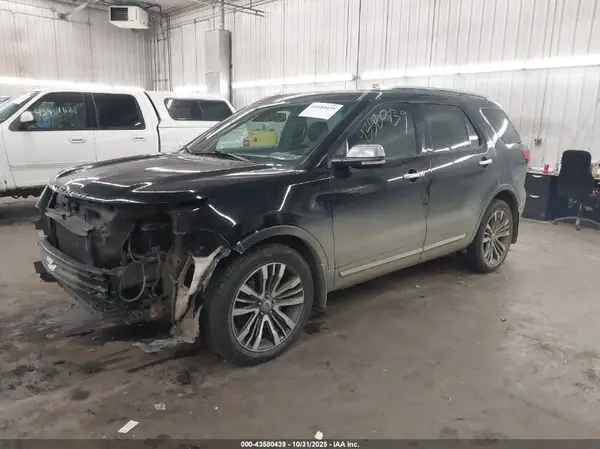 1FM5K8HT5HGA87728 2017 FORD EXPLORER - Image 2