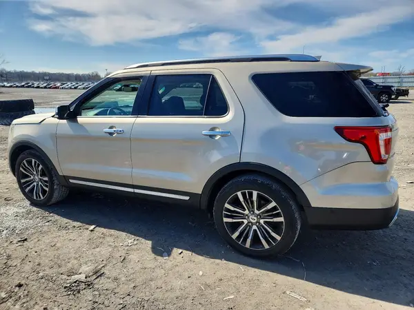 1FM5K8HT5HGB44431 2017 FORD EXPLORER - Image 2
