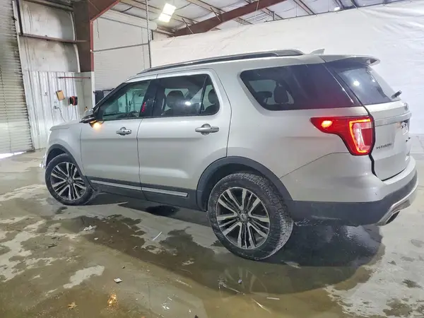 1FM5K8HT5HGD94445 2017 FORD EXPLORER - Image 2