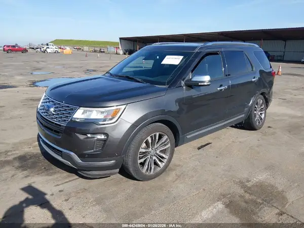 1FM5K8HT5JGA69249 2018 FORD EXPLORER - Image 2
