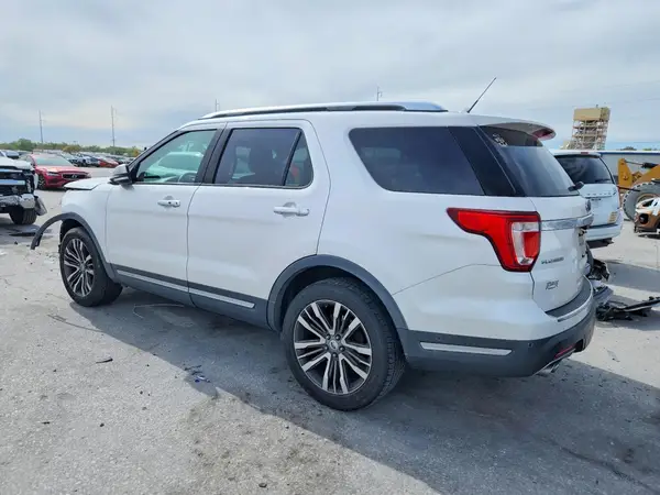 1FM5K8HT5JGC63182 2018 FORD EXPLORER - Image 2