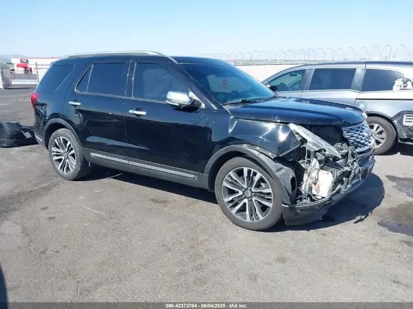 1FM5K8HT5JGC94254 2018 FORD EXPLORER - Image 1