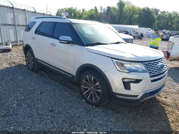 1FM5K8HT5KGA58043 2019 FORD EXPLORER - Image 1