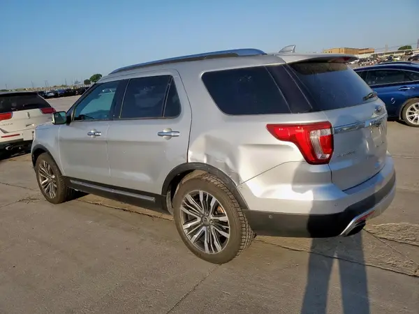 1FM5K8HT6HGE10636 2017 FORD EXPLORER - Image 2