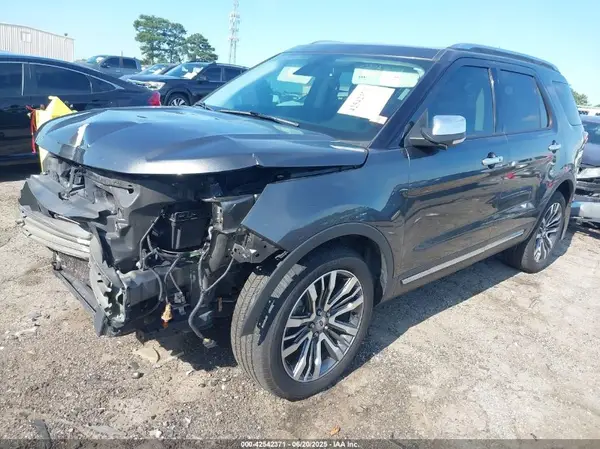 1FM5K8HT6JGC62512 2018 FORD EXPLORER - Image 2