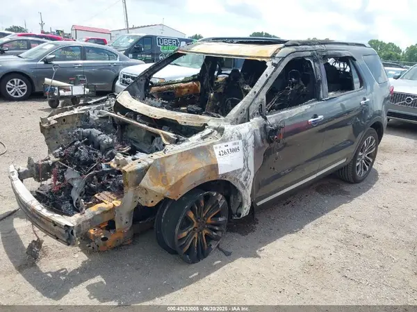 1FM5K8HT7HGA09466 2017 FORD EXPLORER - Image 2