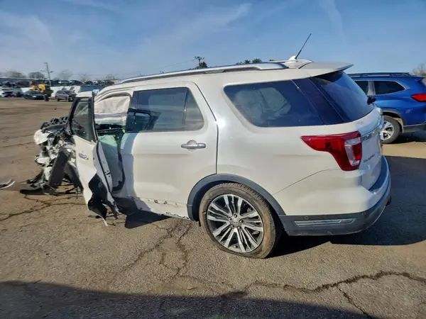 1FM5K8HT7JGA52128 2018 FORD EXPLORER - Image 2