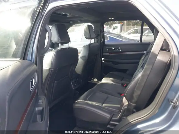 1FM5K8HT7KGA10396 2019 FORD EXPLORER - Image 8