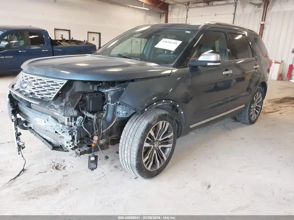 1FM5K8HT7KGA71196 2019 FORD EXPLORER - Image 2