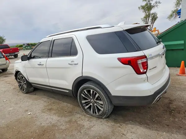 1FM5K8HT8GGB71315 2016 FORD EXPLORER - Image 2
