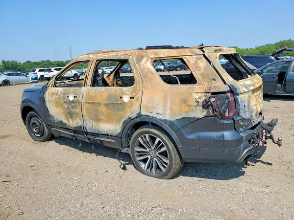 1FM5K8HT8GGC31545 2016 FORD EXPLORER - Image 2