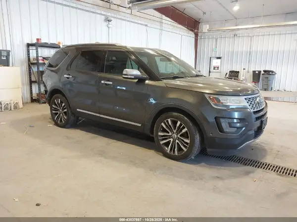 1FM5K8HT8GGC87596 2016 FORD EXPLORER - Image 1