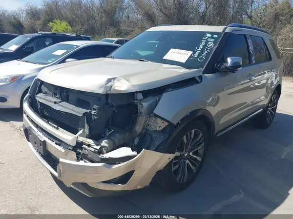 1FM5K8HT8HGC20451 2017 FORD EXPLORER - Image 2