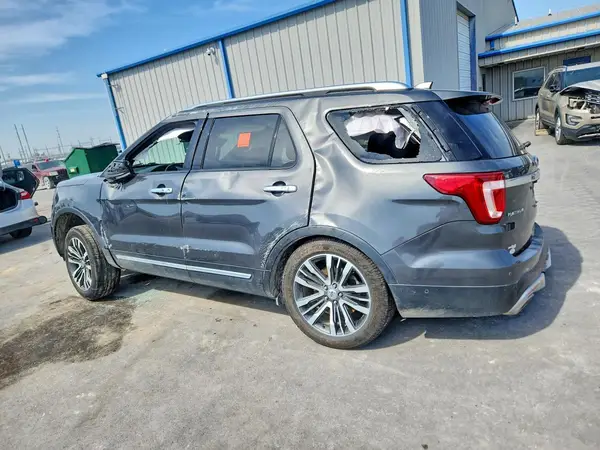 1FM5K8HT8HGE19239 2017 FORD EXPLORER - Image 2