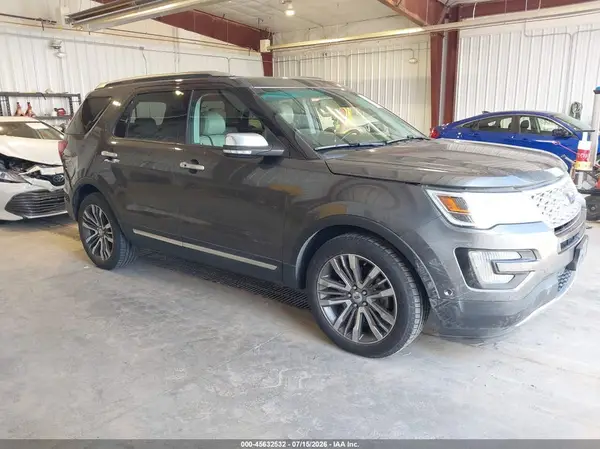 1FM5K8HT9HGA22722 2017 FORD EXPLORER - Image 1
