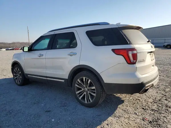 1FM5K8HT9HGD09705 2017 FORD EXPLORER - Image 2