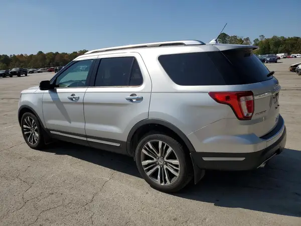 1FM5K8HT9JGC23770 2018 FORD EXPLORER - Image 2
