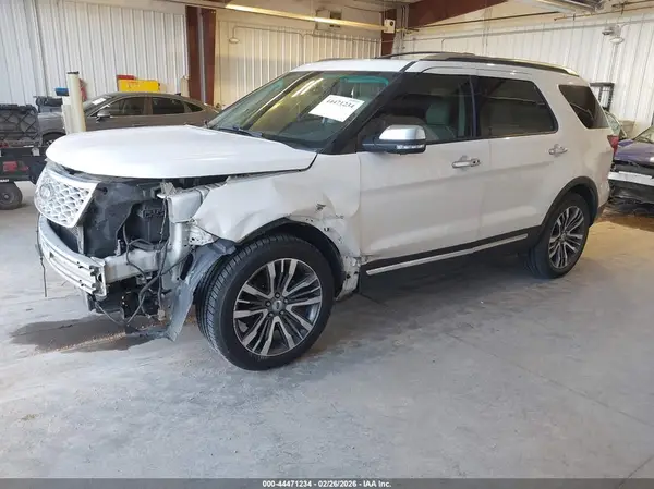 1FM5K8HTXGGB85281 2016 FORD EXPLORER - Image 2