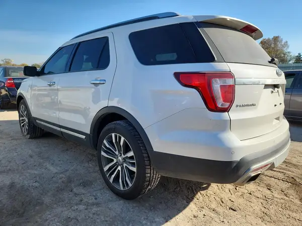 1FM5K8HTXHGA11633 2017 FORD EXPLORER - Image 2
