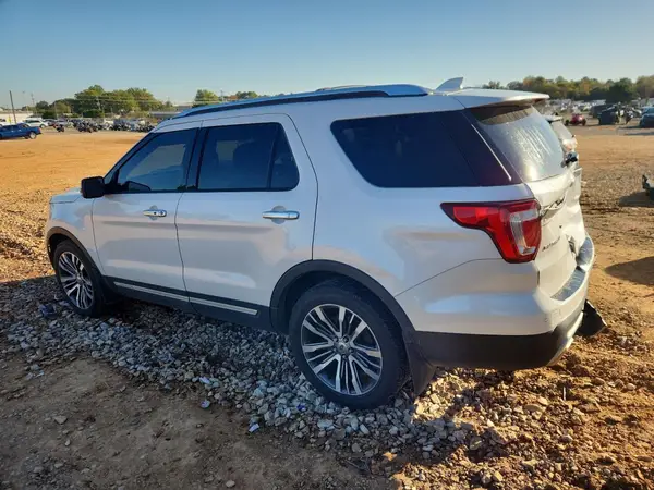 1FM5K8HTXHGA14581 2017 FORD EXPLORER - Image 2