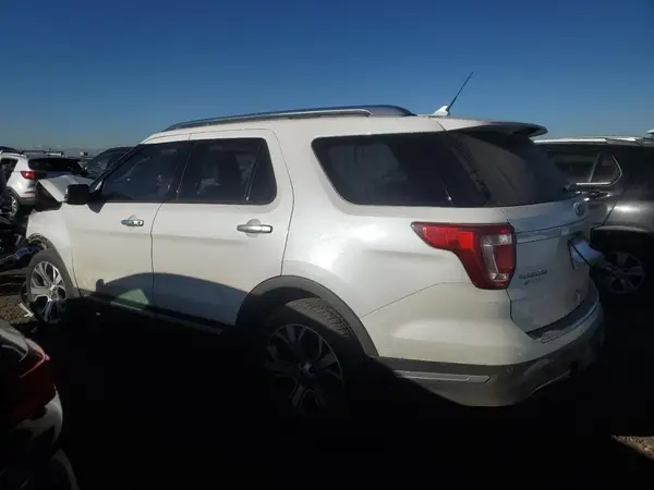 1FM5K8HTXJGB64597 2018 FORD EXPLORER - Image 2