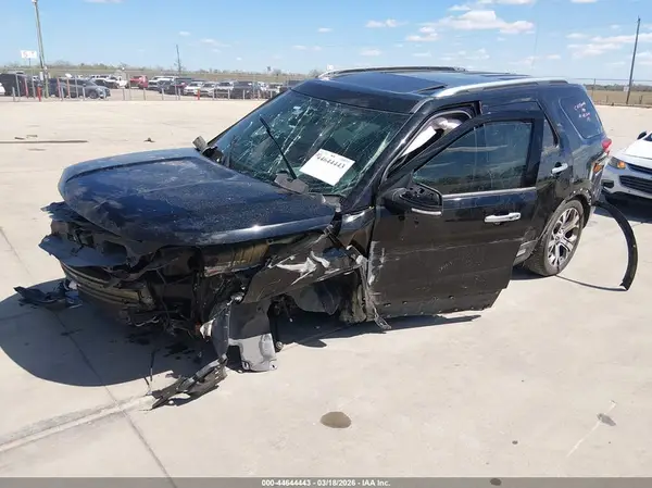 1FM5K8HTXJGB99530 2018 FORD EXPLORER - Image 2