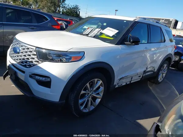 1FM5K8HW2NNA06007 2022 FORD EXPLORER - Image 2